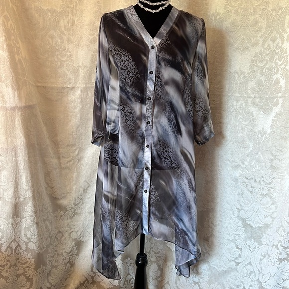 Ladies Red Coral Collections Sheer Duster - Picture 12 of 12